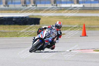 media/Apr-23-2022-Fastrack Riders (Sat) [[cb2d6ae73d]]/LEVEL 4/1PM TURN 6 OUTSIDE/